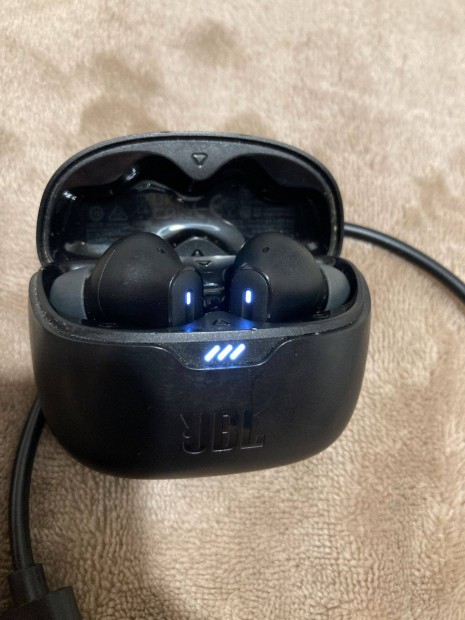 Eredeti JBL Tune Beam bluetooth flhallgat