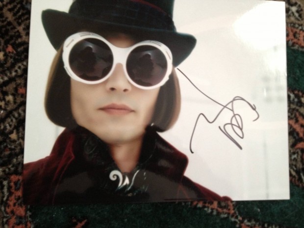 Eredeti Johnny Depp alrs, dediklt fot, autogram