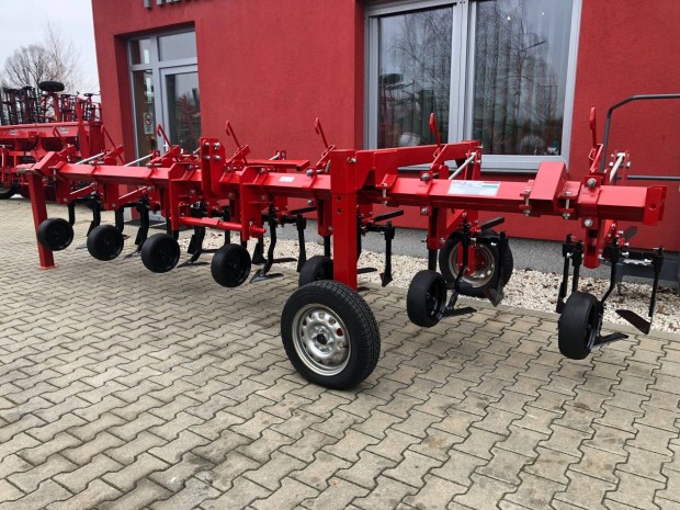 Eredeti Kiskőrösi új Ksmk-6 kultivátor !