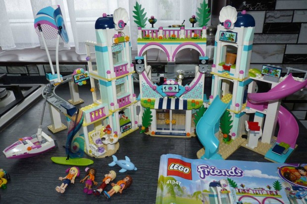 Eredeti Lego Friends 41347 Heartlake City Resort lerssal