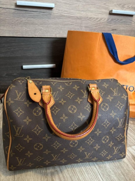 Eredeti Louis Vuitton tskak