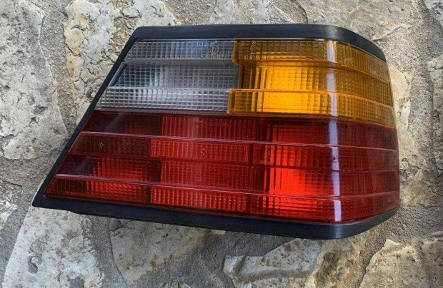 Eredeti Mercedes W124 hts lmpa