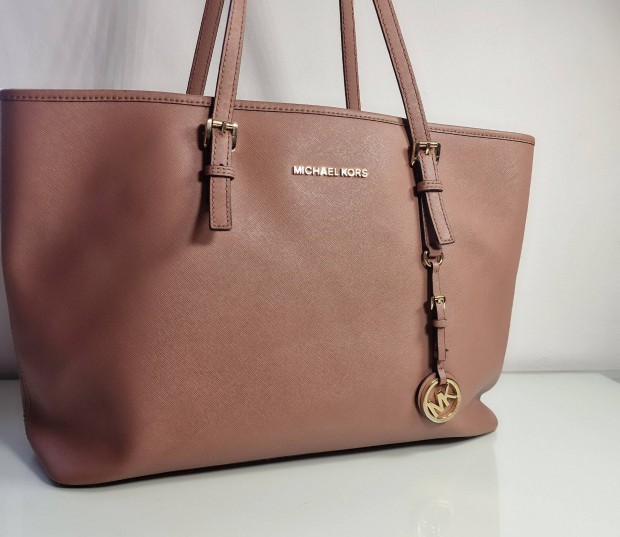 Eredeti Michael Kors Jet Set Travel br vlltska 