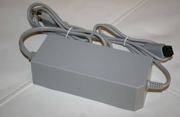 Eredeti Nintendo Wii hlzati tpegysg, adapter Rvl-002