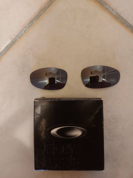 Eredeti Oakley Juliet Lencse(Black Iridium)