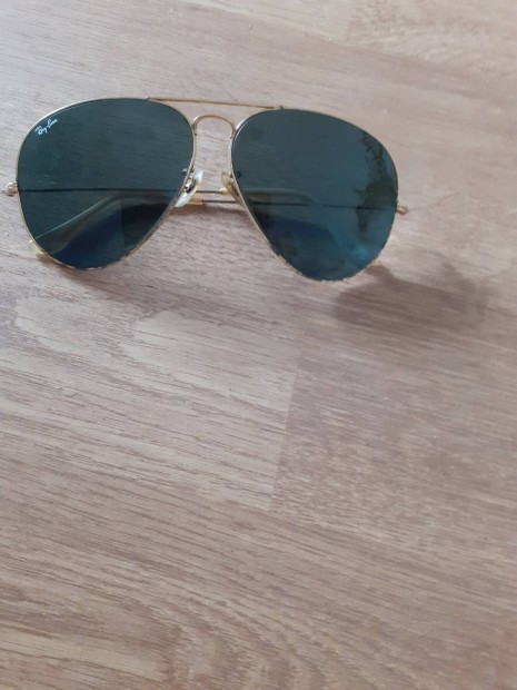 Eredeti Ray Ban frfi napszemveg,j llapotban