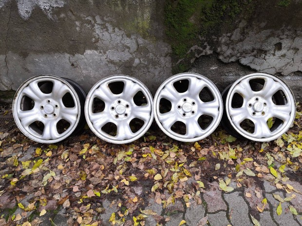 Eredeti Subaru lemezfelni garnitra 6.5x16 ET48 5x100 56