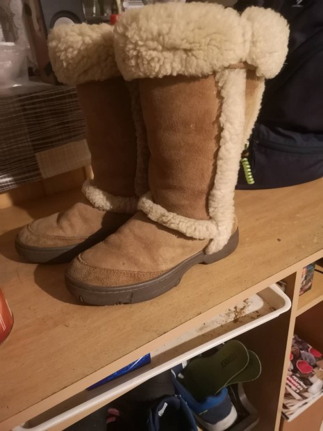 Eredeti Ugg csizma elad 