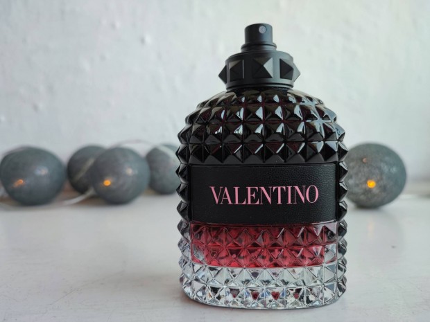 Eredeti Valentino Uomo Born in Roma Intense Frfi Parfm Eau de Parfum