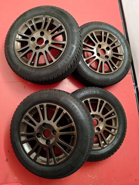 Eredeti Volvo Solaris 15" alufelni + 185/65 R15 Continental TS860 téli