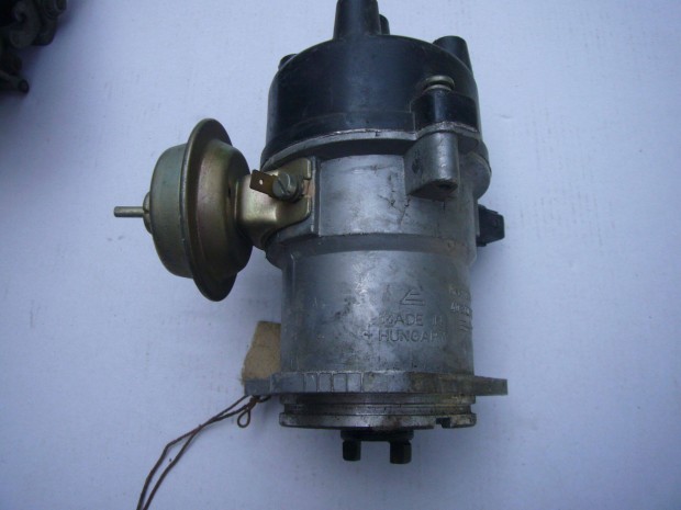 Eredeti Wartburg gyújtáselosztó, AC pumpa, karburátor