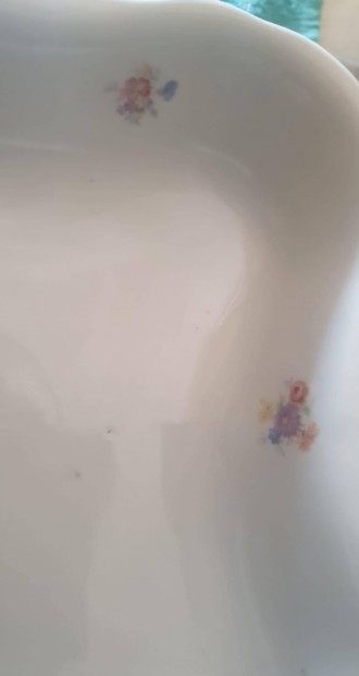 Eredeti Zsolnay porcelán edény. Sérülésmentes