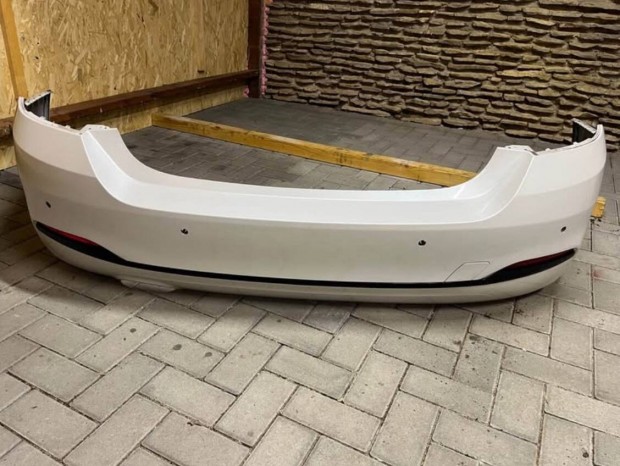 Eredeti, 4-es BMW (F32/33/36), s�r�l�smentes h�ts� l�kh�r�t�