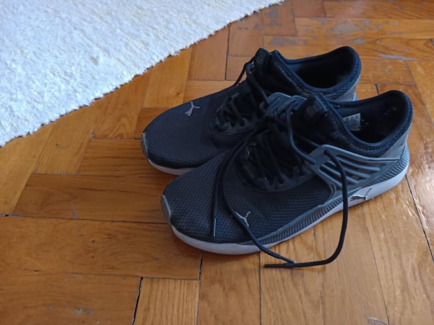 Eredeti frfi puma cip 44 ingyen szllts 