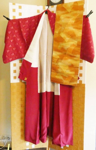 Eredeti japn piros kimono s hozz tartoz mints v
