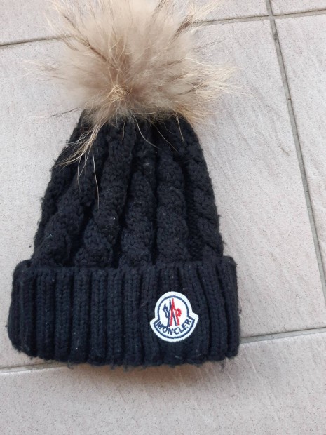 Eredeti meleg ni Moncler sapka S/M(bolti r 80 000ft-tl