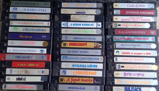 Eredeti vhs filmek paprtokban