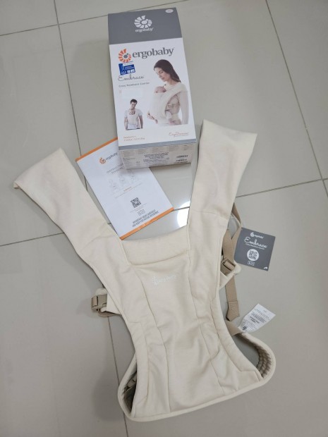 Ergobaby Embrace hordozó (cream)