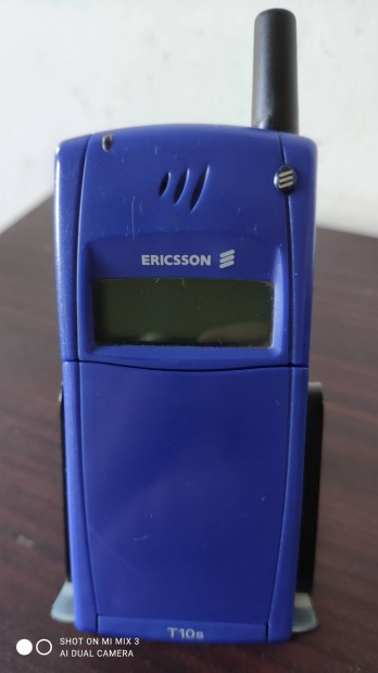 Ericsson T10s elad!