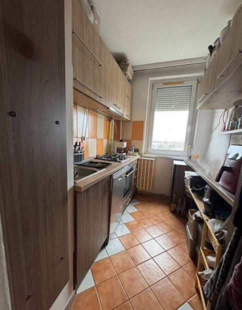 Erk�lyes 2 Szob�s Lak�s Elad� !