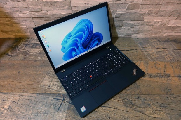 Erm! Lenovo P53s / FHD IPS / i7-8665U / 32GB DDR4 / 512 SSD / Nvidia