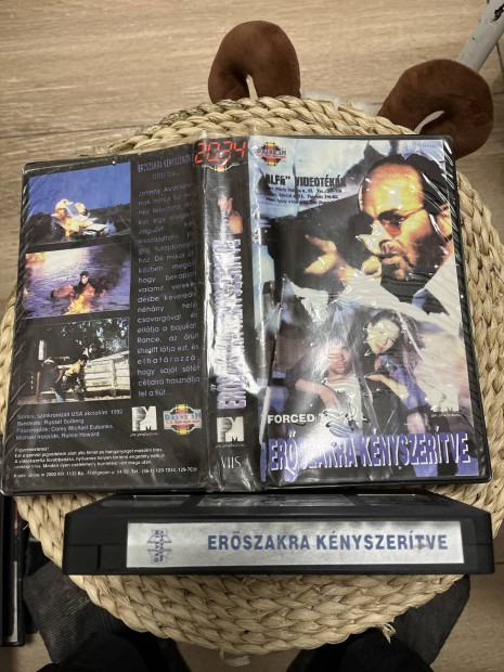 Erszakra knyszeritve vhs 