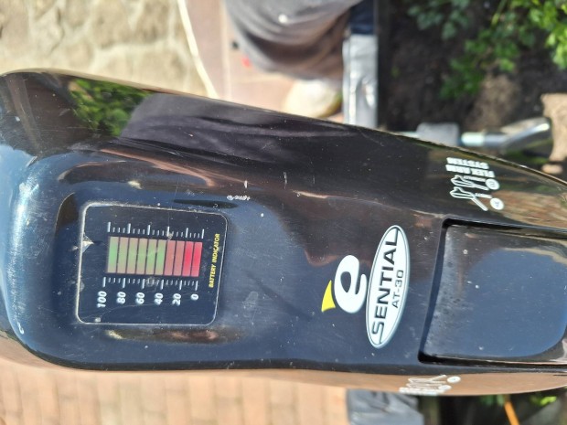 Esential csónakmotor