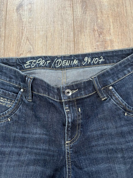 Esprit 42 méret farmer térdnadrág, kb.70 cm hossz,