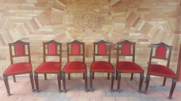 Esterházy antik székek teljesen felújított állapotban eladók