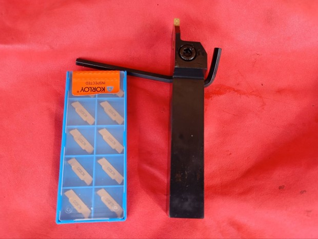 Esztergakés 20mm Leszúrókés+10db lapka/Számla is