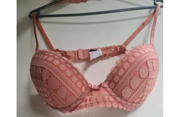 Etam rózsaszín csipkés párnázott melltartó 75A