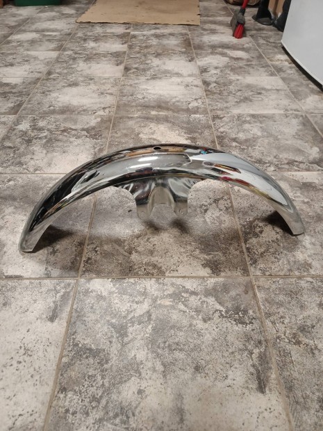 Etz 125-150 els�s�rv�d�