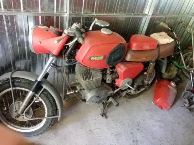 Etz motor elad