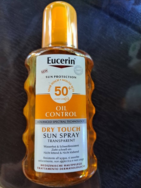 Eucerin Sun Oil Control Dry Touch Szntelen napoz spray SPF50+ 200ml