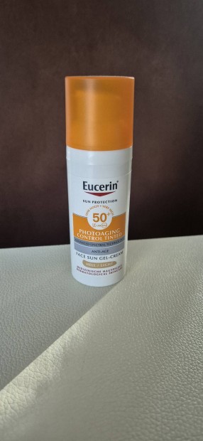 Eucerin photoaging control tinted 50+ light