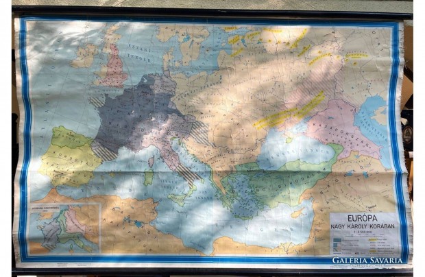Európa Nagy Károly korában régi nagyméretű iskolai fali térkép, retro
