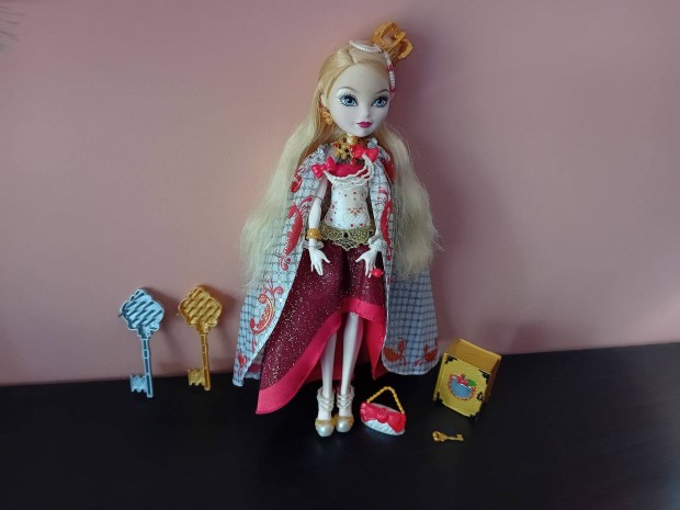 Ever After High baba ( Apple White ) jszer gyjti darab!