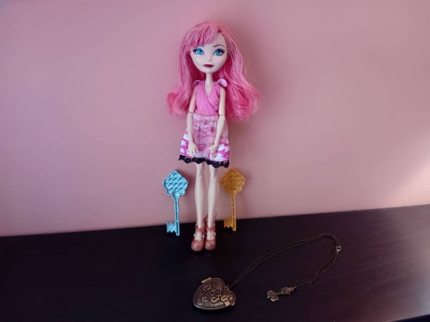 Ever After High baba ( Cupid ) 1. szria