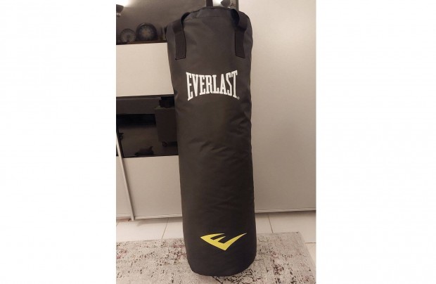 Everlast felakaszthat boxzsk 108 cm, 23 kg, fekete