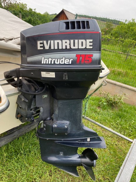 Evinrude 115 csnakmotor elad