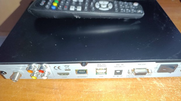 Evo enfinity "okos" set top box. Posta az árban