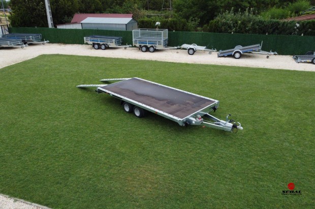 vvgi akcival j 4.5m-es autszllt utnfut Szegeden 1.790.000 Ft