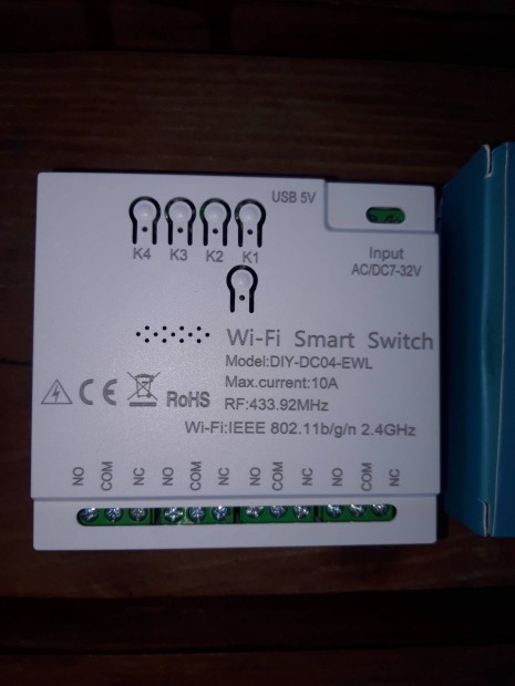 Ewelink 4 csatorns kapcsol modul okos otthon.