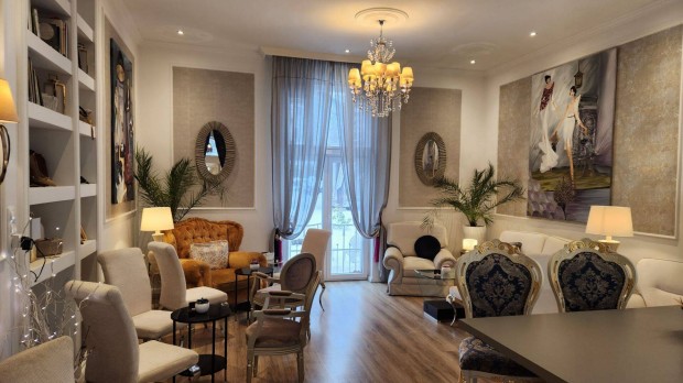 Exclusive kiad� k�v�z� / reggeliz� a XII. ker�letben kerttel