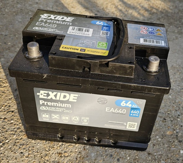 Exide Premium 12V 64Ah jobb+ aut akkumultor EA640