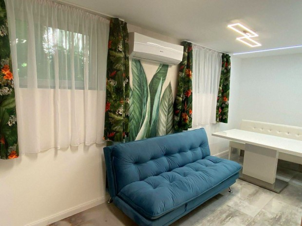 Exkluz�v, teljes k�r�en fel�j�tott design lak�s elad� a II. ker�letben