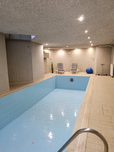 Exkluz�v csal�di h�z elad�  A k�tszeres Ybl-d�jas �p�t�sz tervei