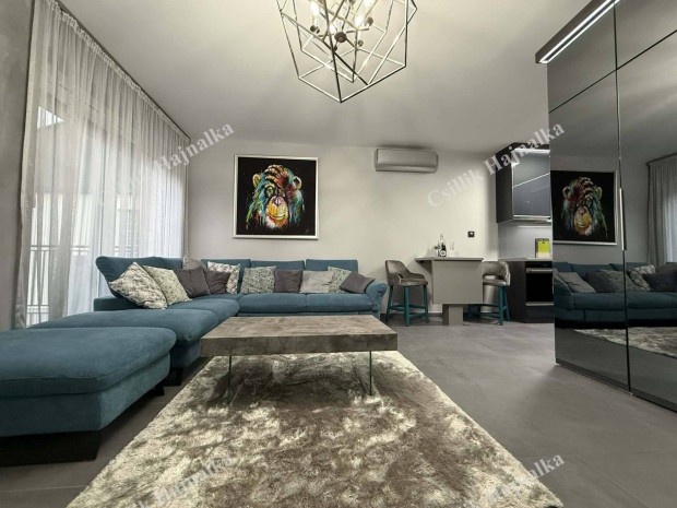 Exkluz�v �lett�r Szolnok- M�ria �ton