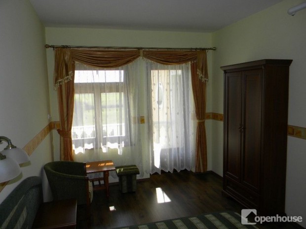 Exkluz�v kast�ly- elad� kast�ly Galambok mellet.