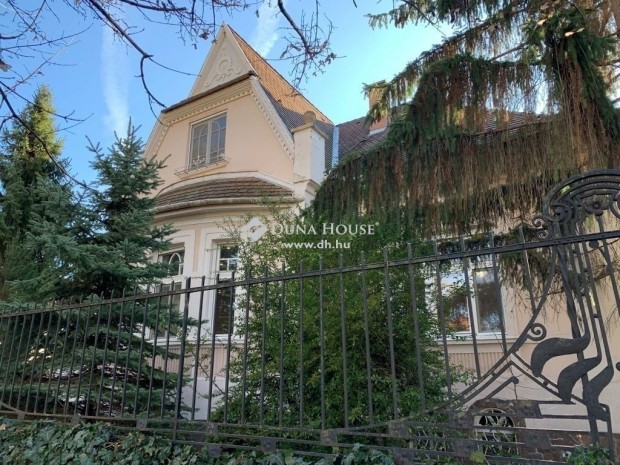 Exkluzív szecessziós villa eladó
